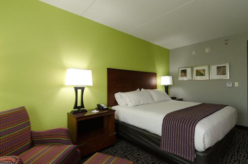 Holiday Inn Express Hickory - Hickory Mart By Ihg Exterior foto